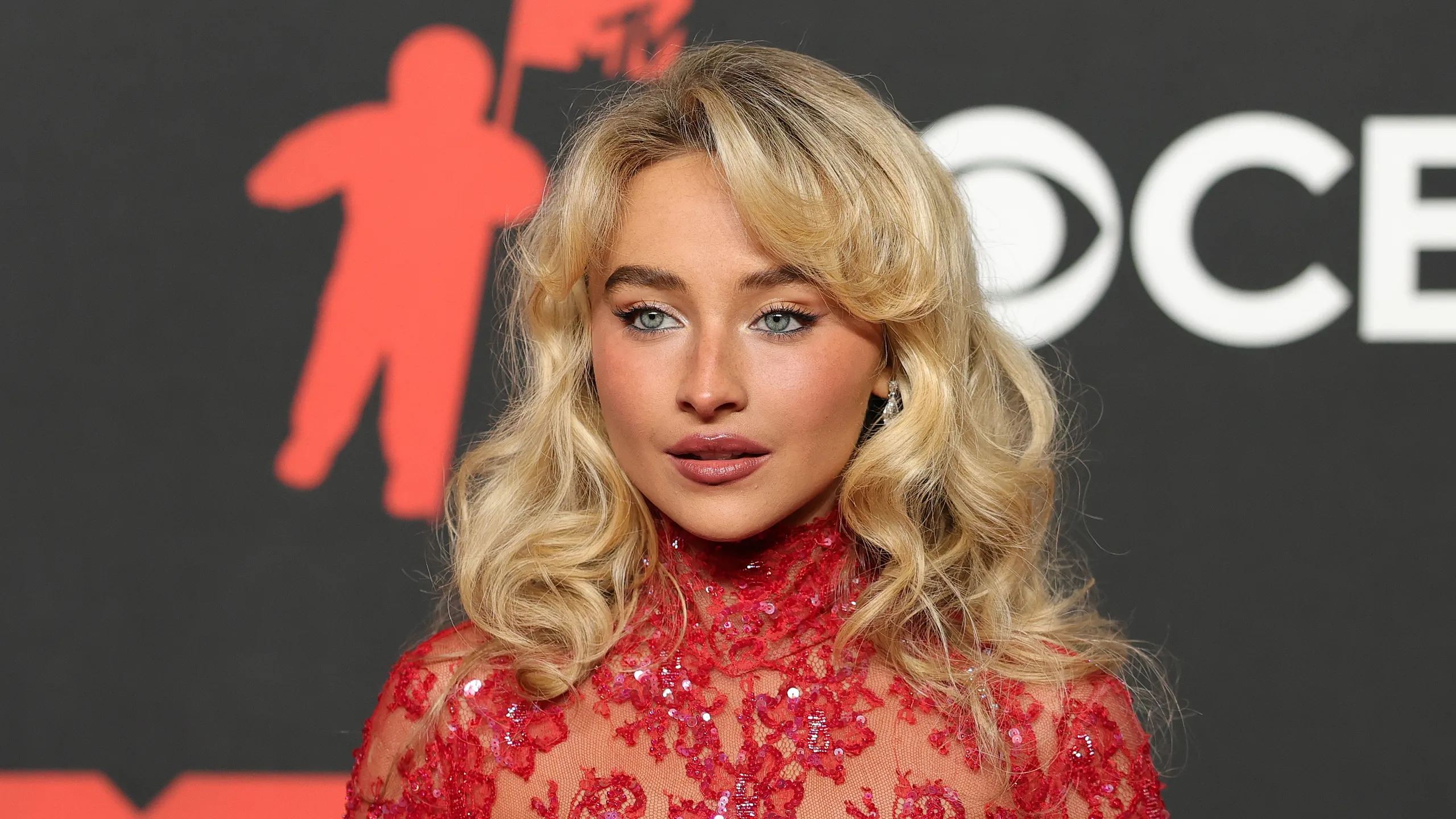 sabrina carpenter age